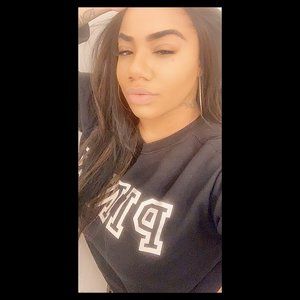 Meet your Posher, Jazmin